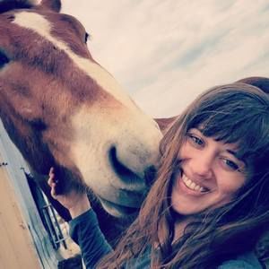 Meet your Posher, Holly